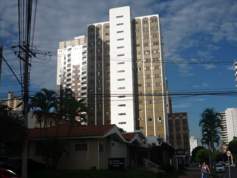 EDIFICIO VIENA
